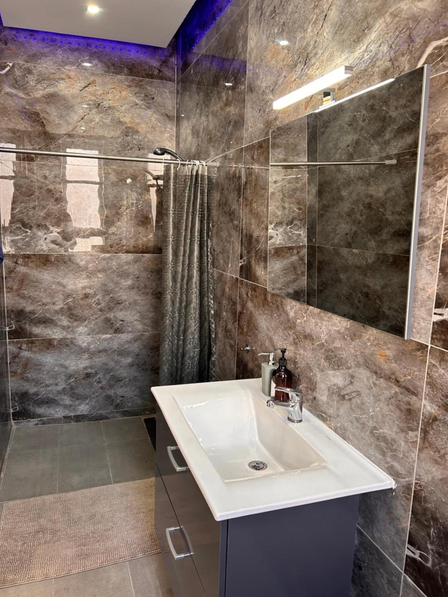 Апартаменты Qawra Penthouse 4Person Ac+Wifi Сент-Полс-Бей Экстерьер фото