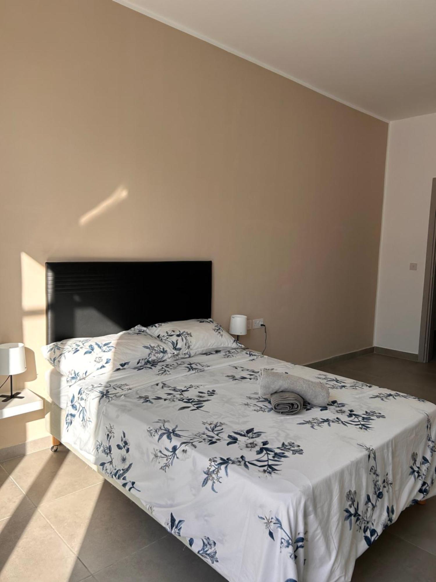 Апартаменты Qawra Penthouse 4Person Ac+Wifi Сент-Полс-Бей Экстерьер фото